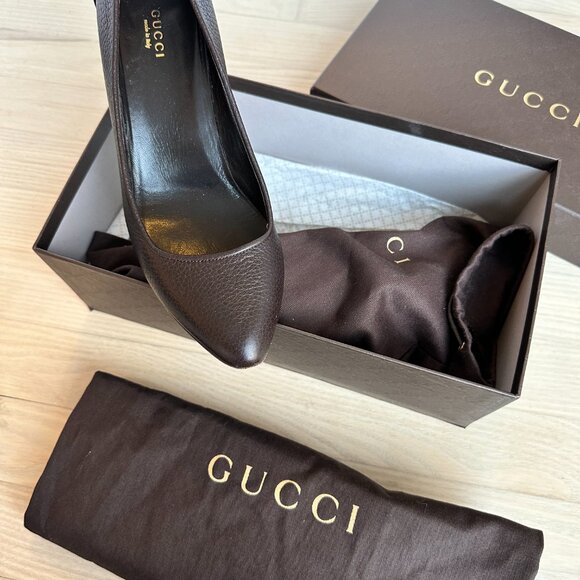 Gucci Classic Cocoa Heels - Picture 3 of 10